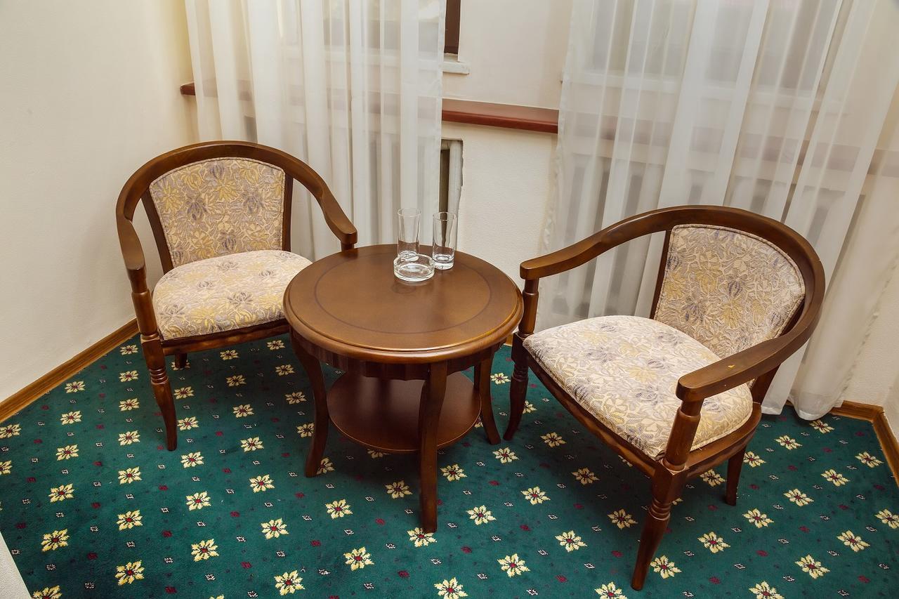 Stary Melnik Hotel Алматы Экстерьер фото