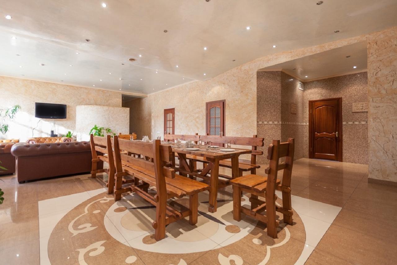 Stary Melnik Hotel Алматы Экстерьер фото